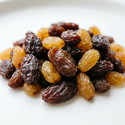 Raisins: Nutrition, Benefits, Types, and the Best Ways to Eat Them
